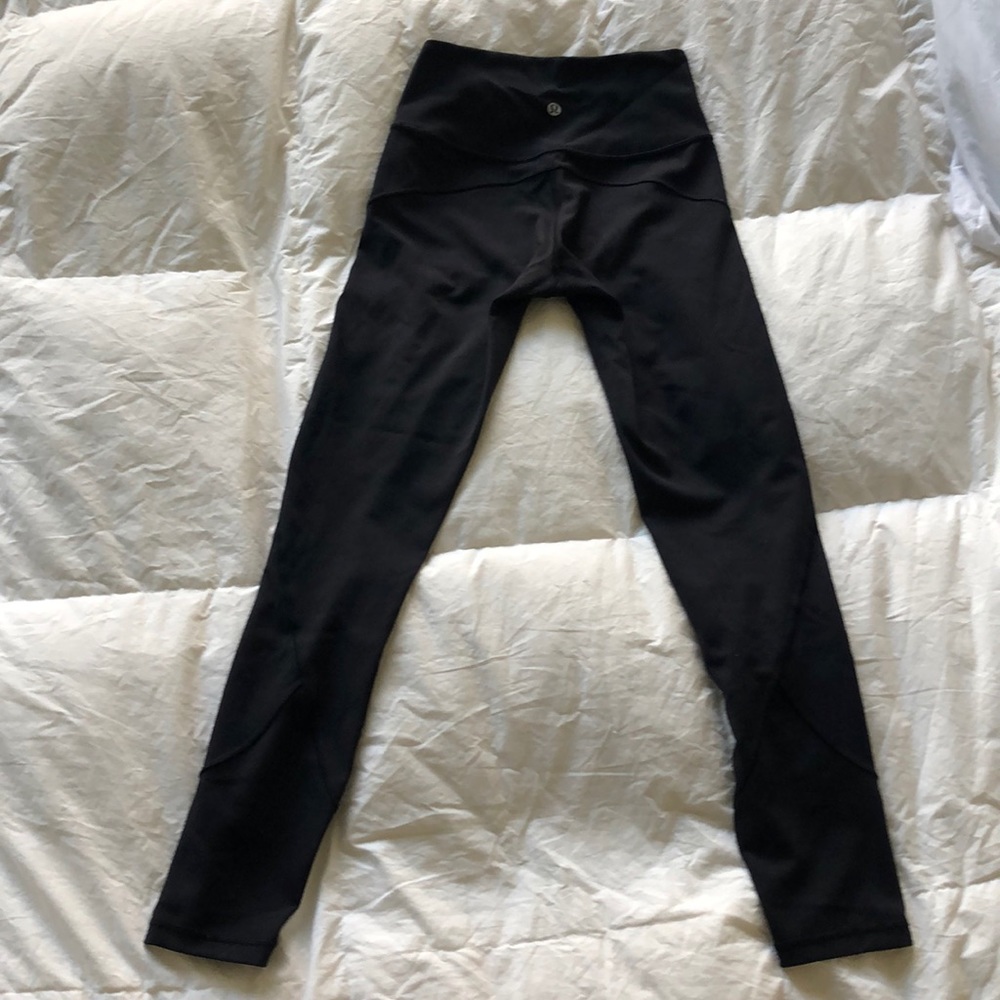 Lululemon In Movement Everlux 25” Tight in BLACK - Picture 2 of 5